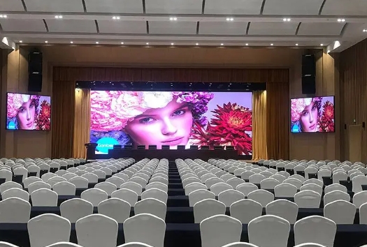 室内LED显示屏的特点及应用场景